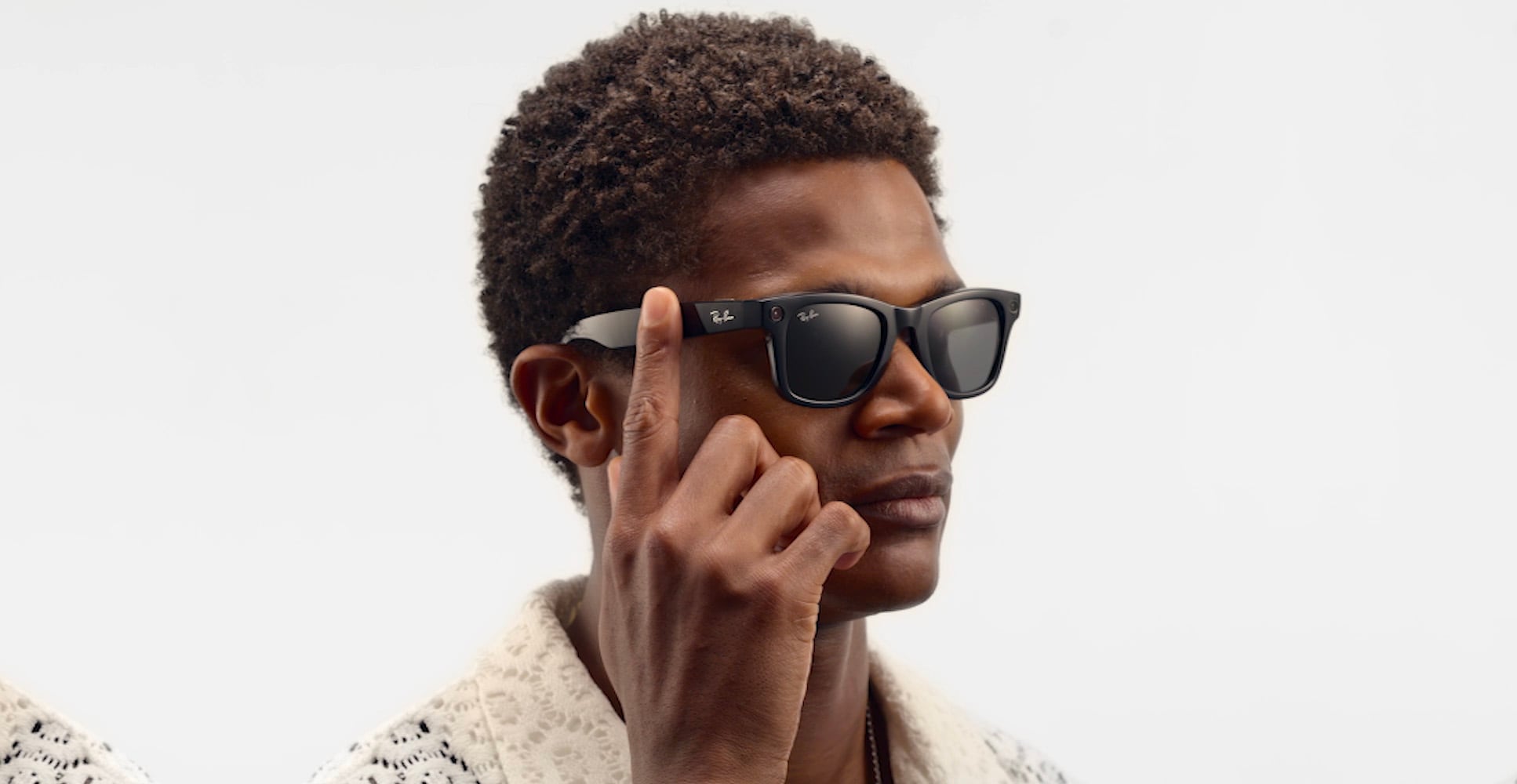 Ray-Ban サングラス 黒　WAYFARER MEGA WAYFARER BLACKED OUT COLLECTION Sunglasses in Black and