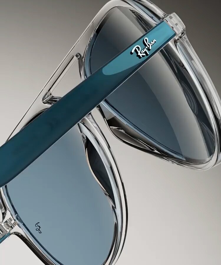 RB4376 JULY 4TH LIMITED Sunglasses in Transparent and Dark Blue Polarized -  RB4376 | Ray-Ban® US
