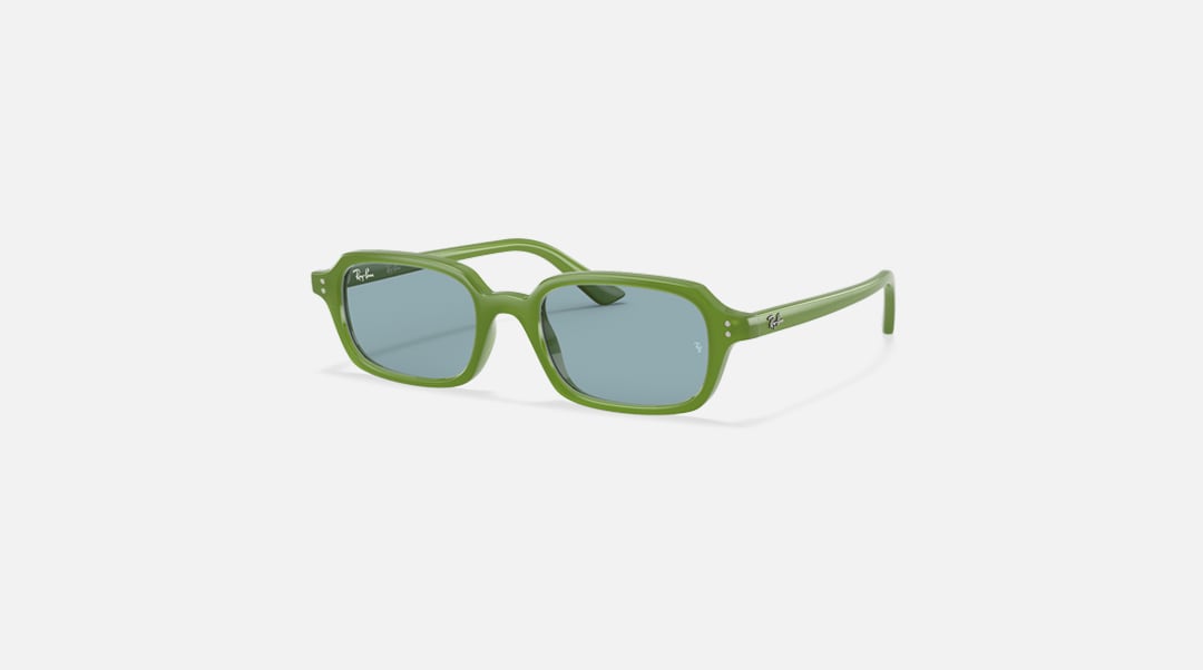 レイバン公式ストア】新作サングラス | Ray-Ban® JP