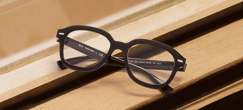ERIK TRANSITIONS® Sunglasses in Black and Clear/Grey (53-20