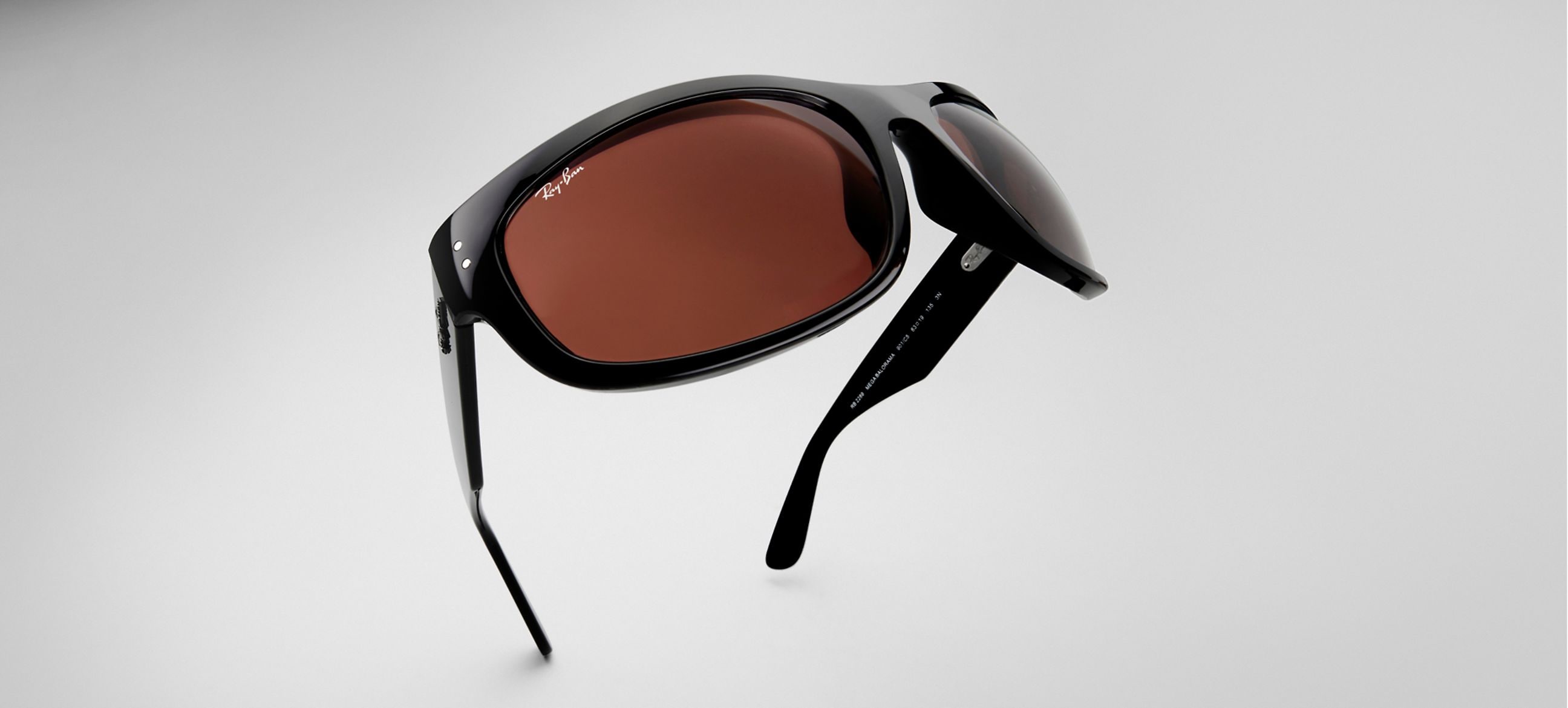 MEGA BALORAMA LIMITED Sunglasses in Black and Red - RB2289 | Ray