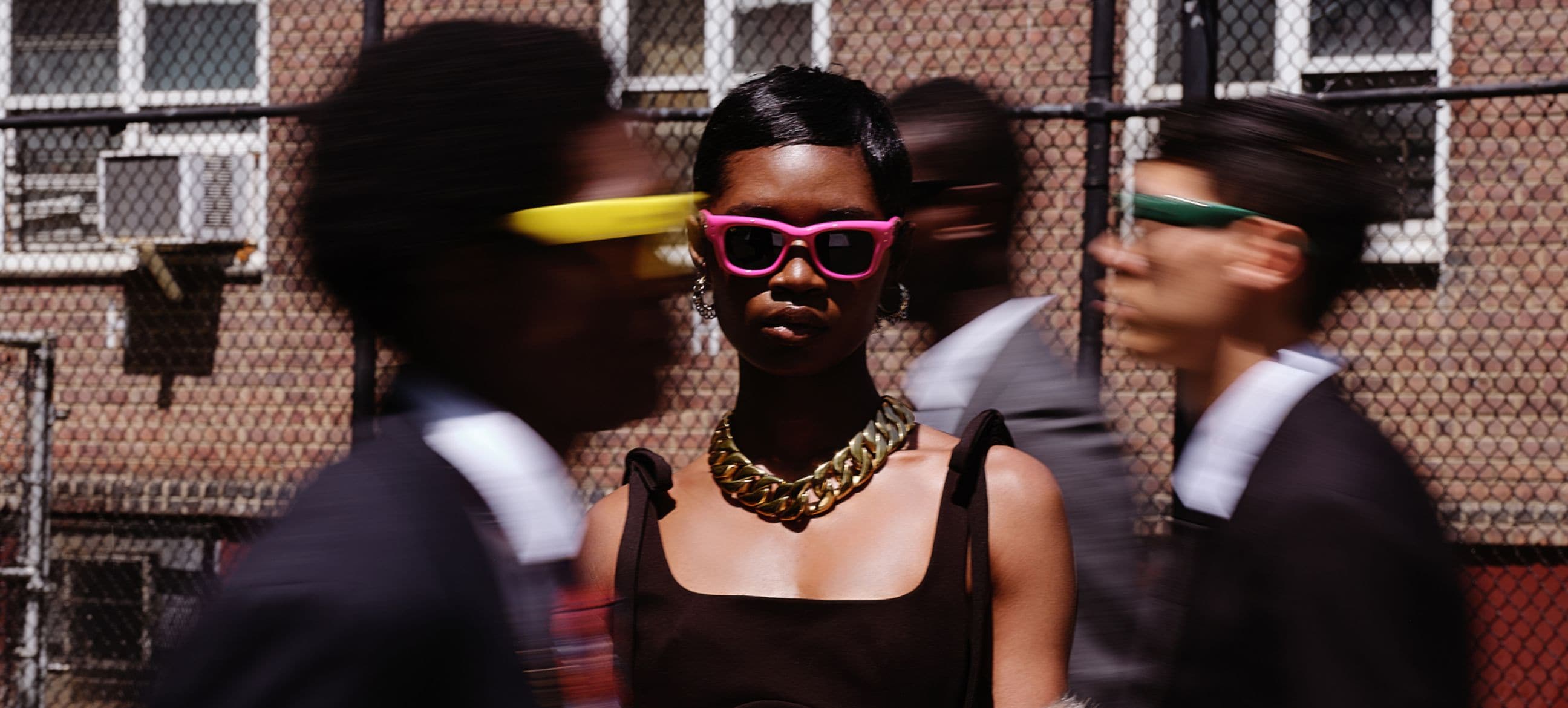 WAYFARER PUFFER Sunglasses in Vermelho and Ultra Black - RB4940