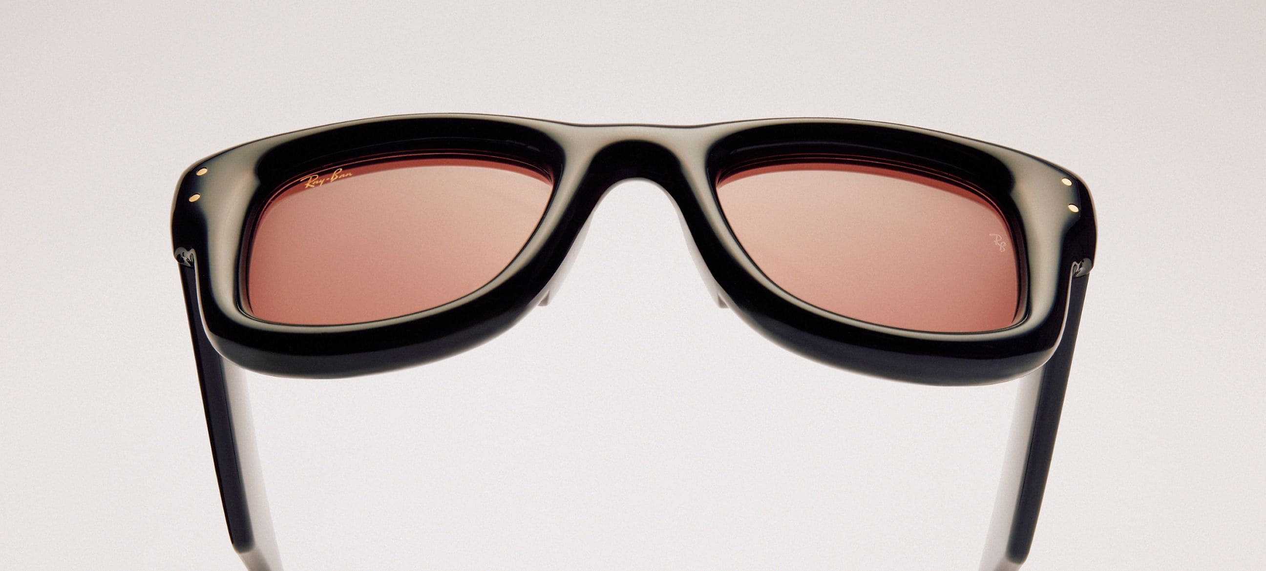 レイバン公式ストア | Ray-Ban® サングラス・メガネ