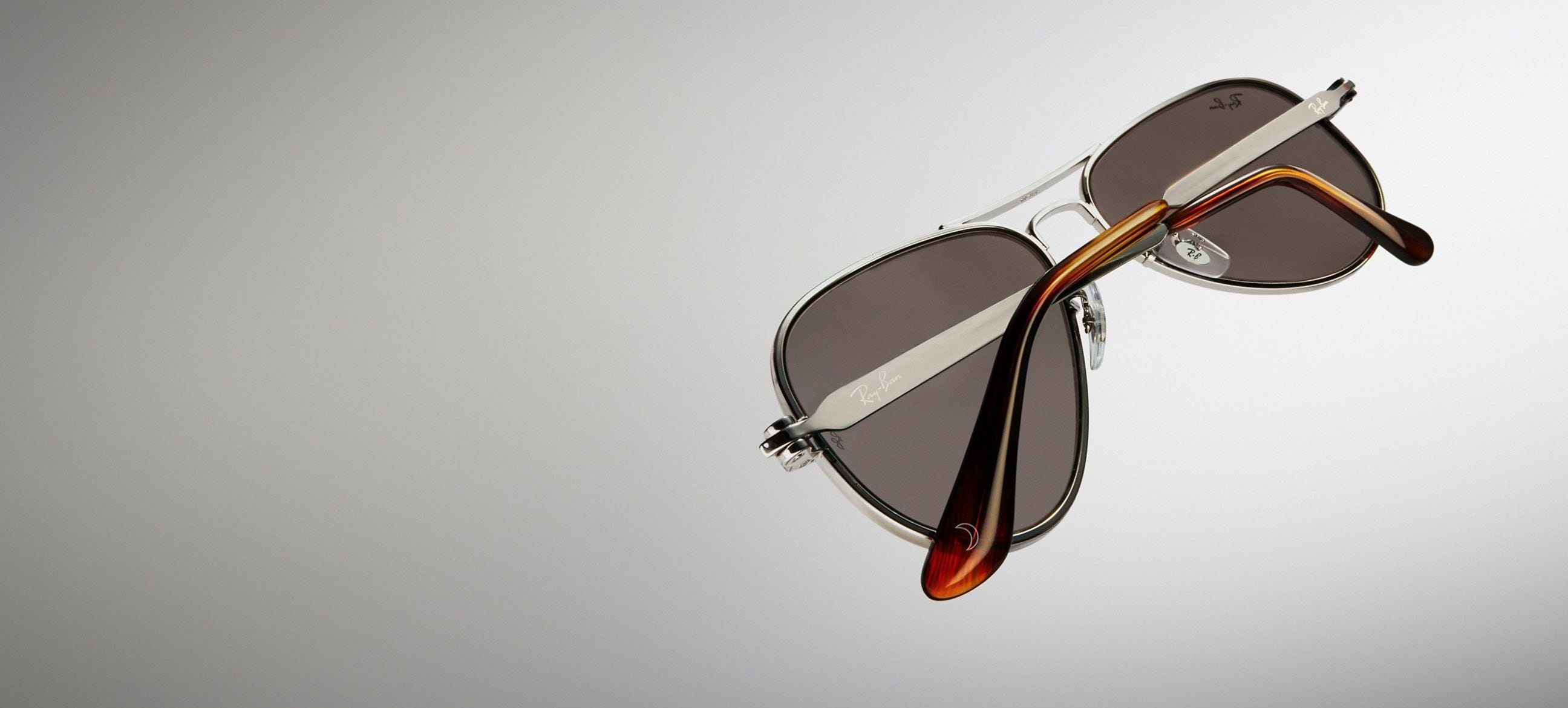 レイバン公式ストア | Ray-Ban® サングラス・メガネ