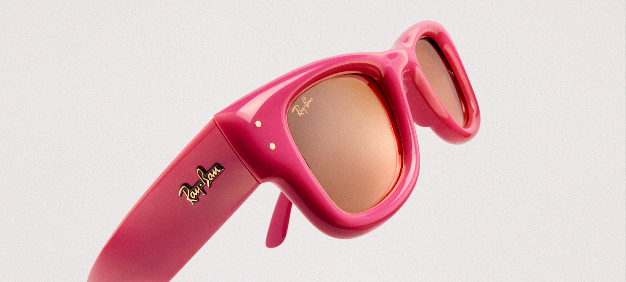レイバン公式ストア】 Ray-Ban® WAYFARER PUFFER SPECIAL COLLECTION