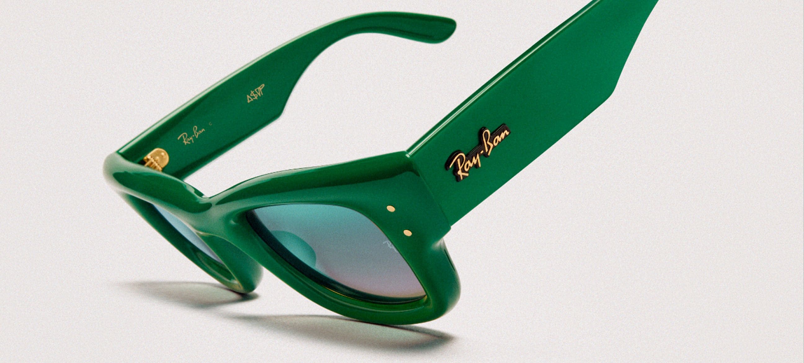 レイバン公式ストア】 Ray-Ban® WAYFARER PUFFER SPECIAL COLLECTION 