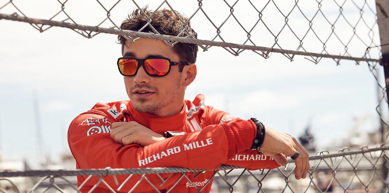 ray ban ferrari range